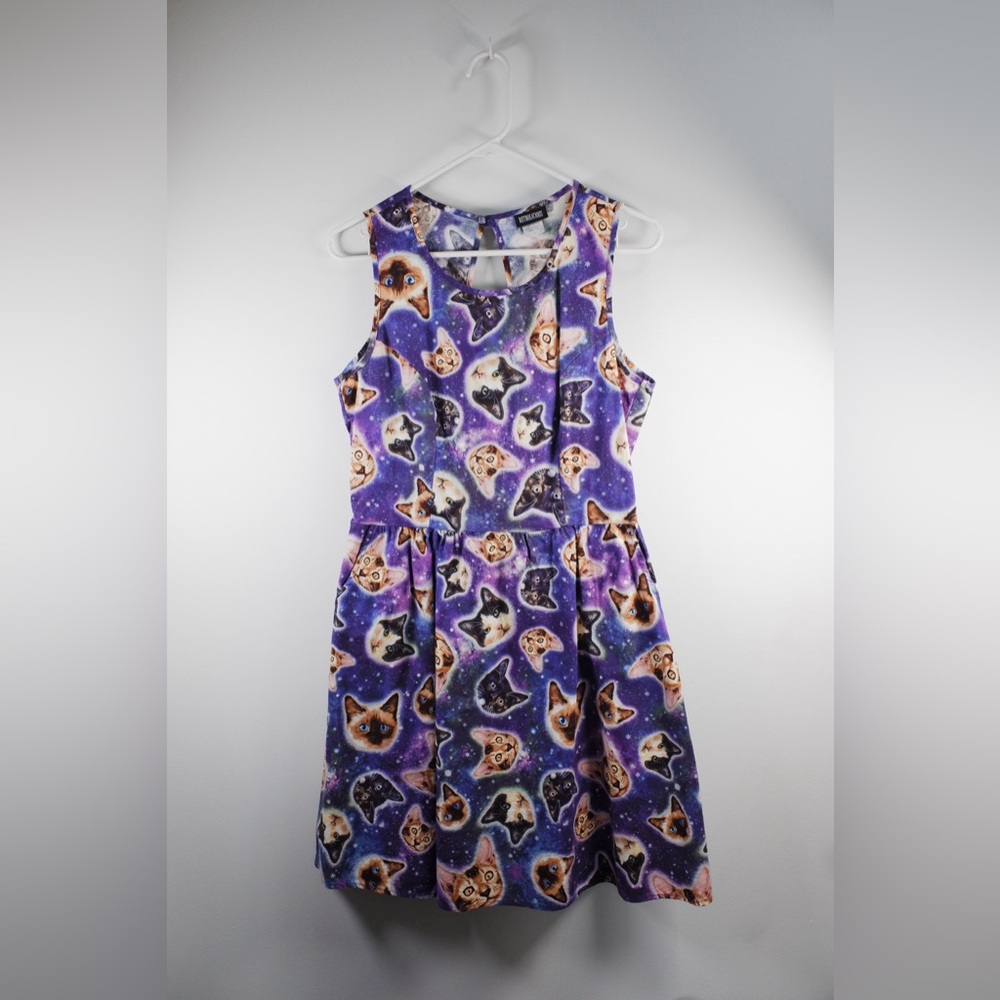 Cats in outer space dress